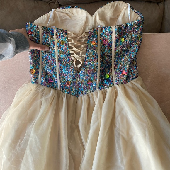 Strapless tan dress with bedazzled top - Picture 2 of 3